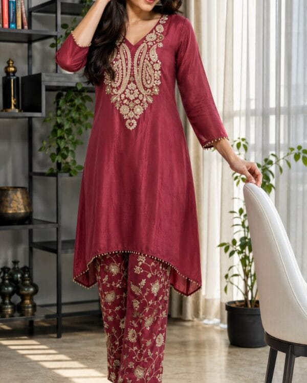 Dusty Pink Embroidered Tissue Fabric Kurta Pant Set