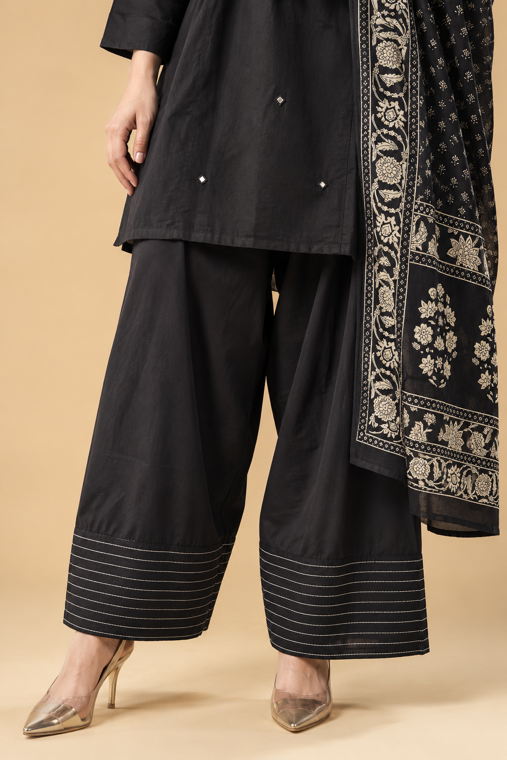Black Printed Cotton Blend Kurta Pant and Dupatta - Image 2