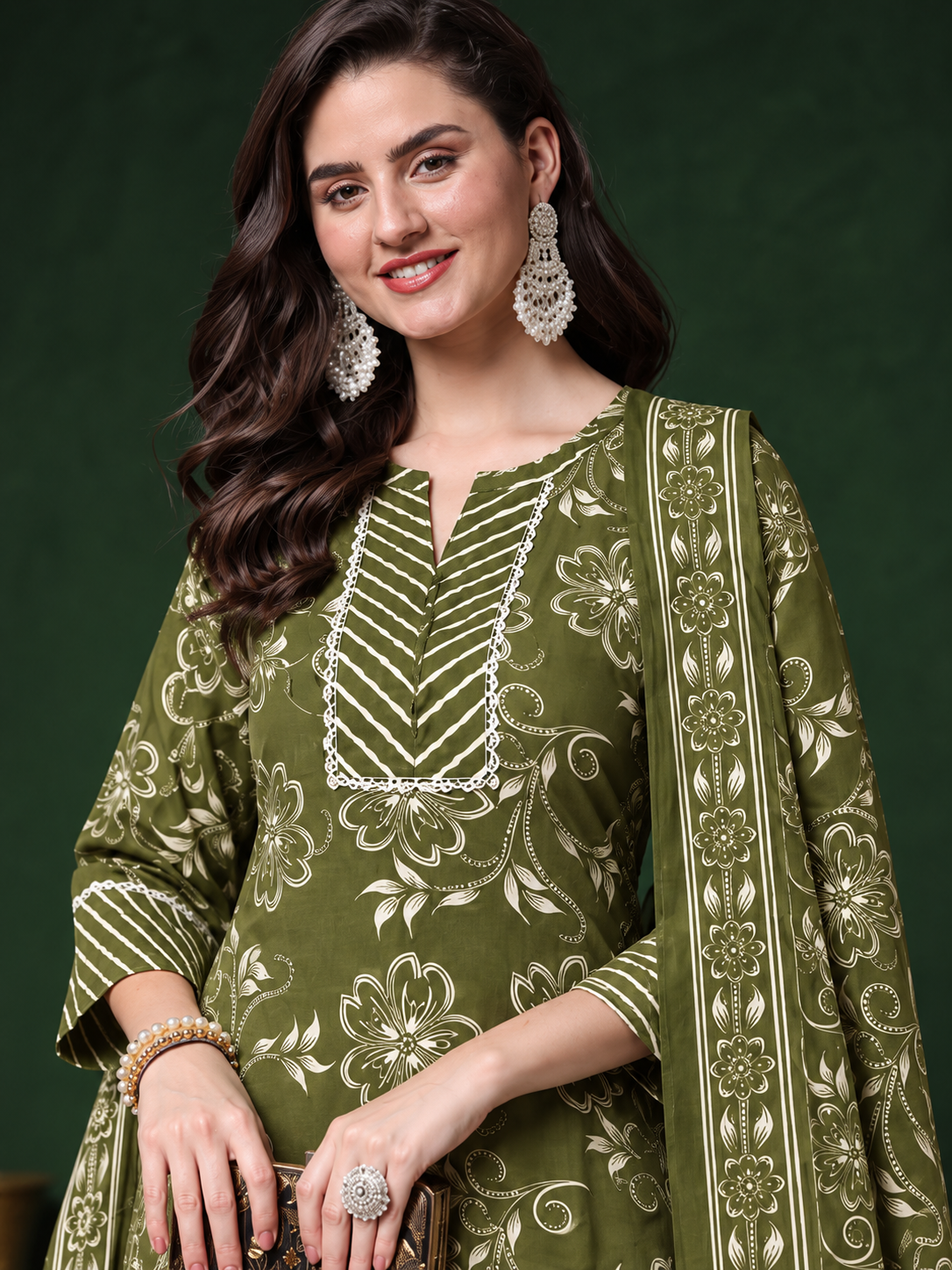 Olive Green Printed Cotton Blend Kurta Pant and Dupatta - Image 4