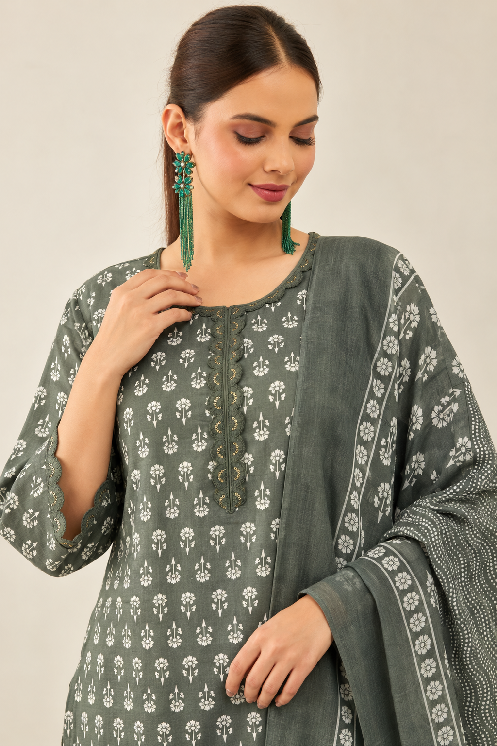 Dark Green Printed Cotton Blend Kurta Pant and Dupatta - Image 2