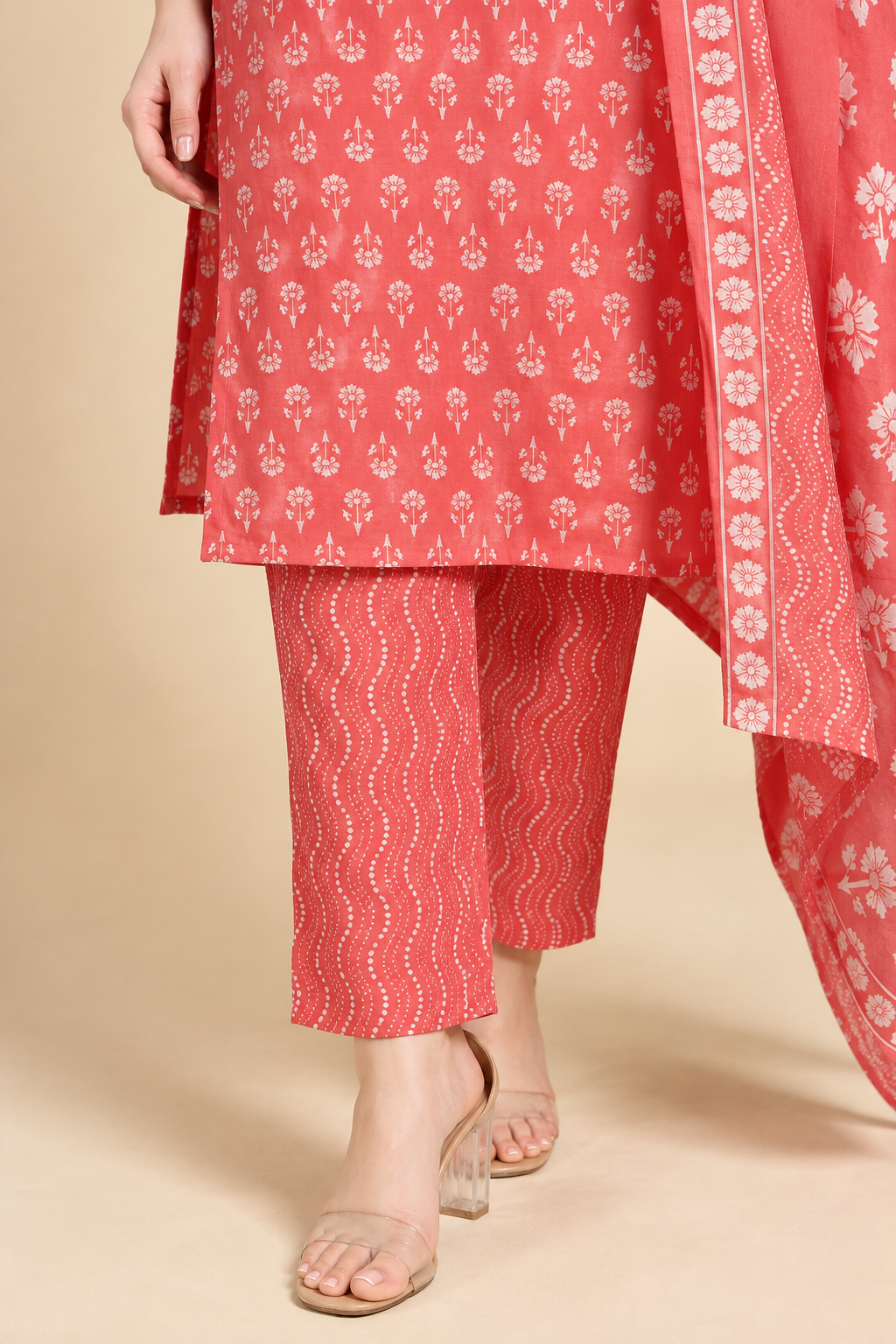 Pink Printed Cotton Blend Kurta Pant and Dupatta - Image 2
