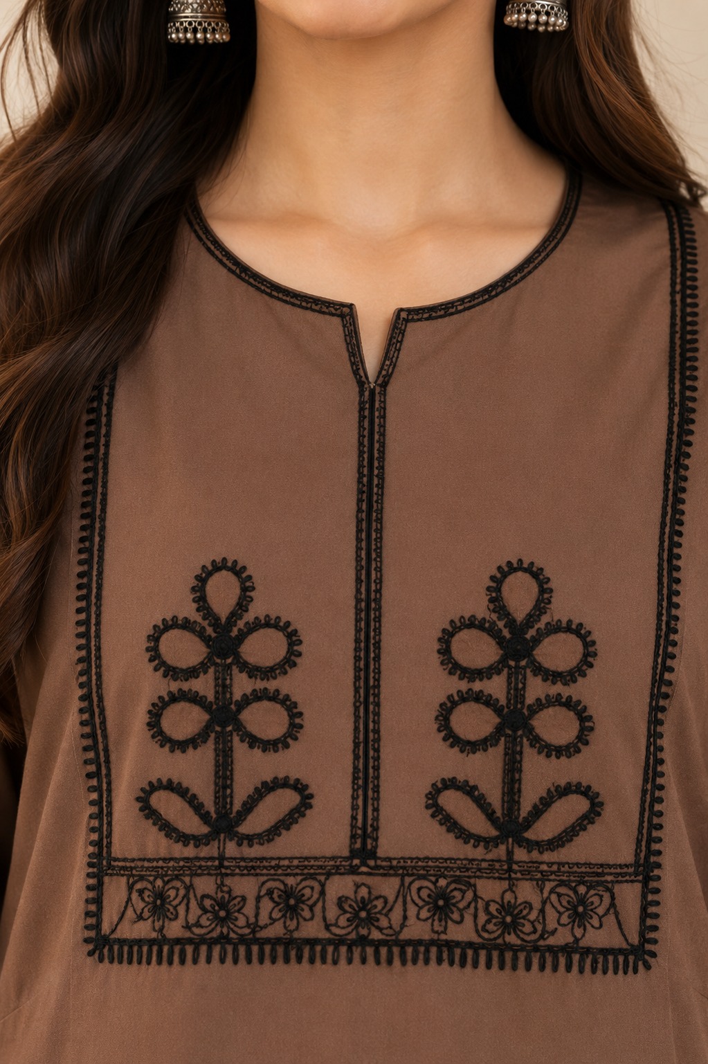 Taupe Thread Embroidered Cotton Blend Kurta Pant Set - Image 2