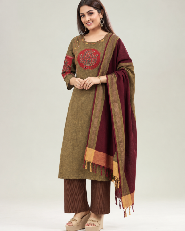 Brown and Maroon Embroidered kurta and pant with dupatta