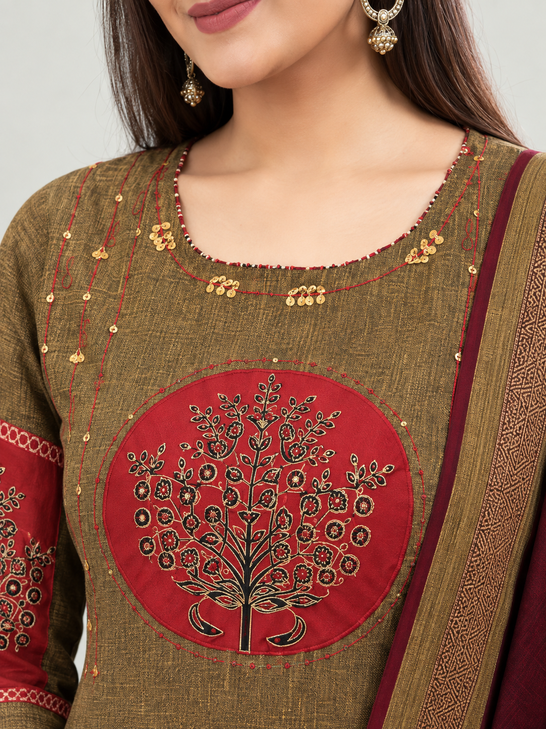 Brown and Maroon Embroidered kurta and pant with dupatta - Image 2