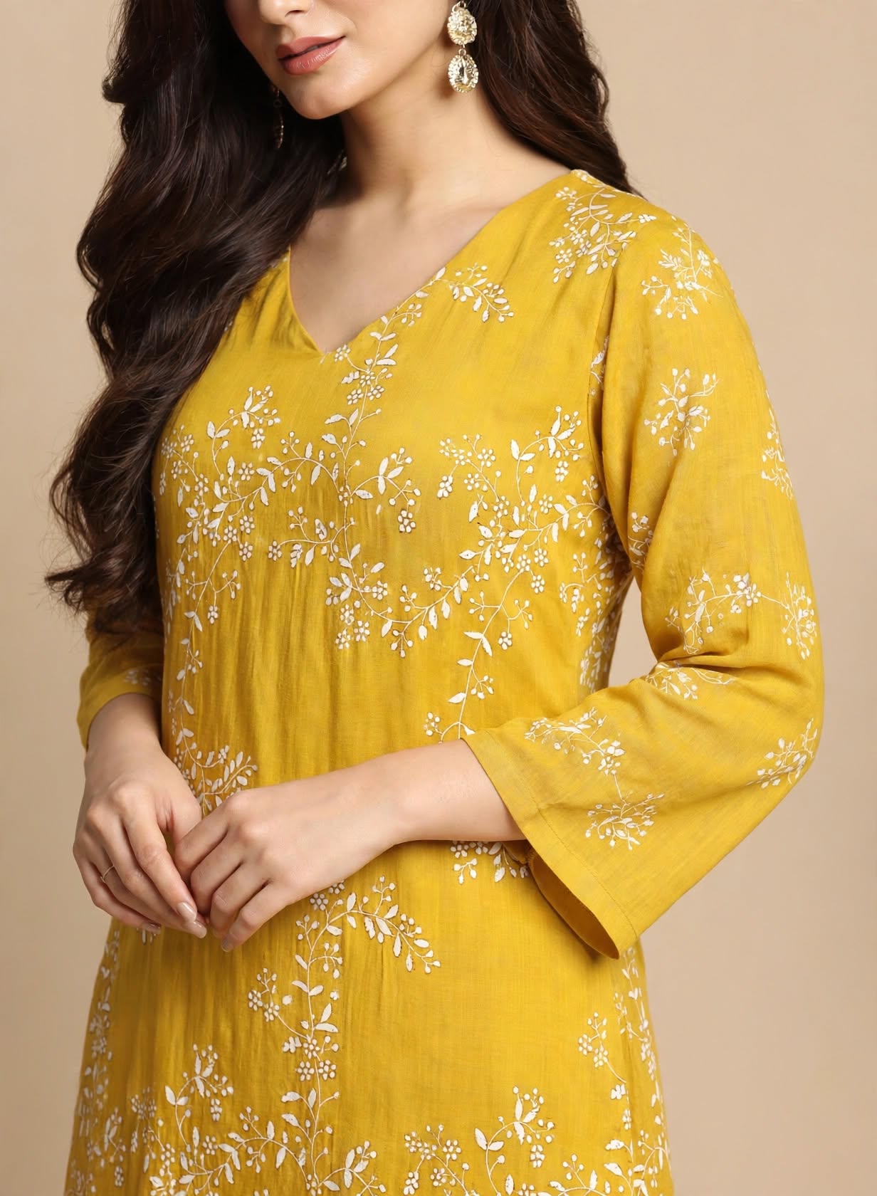 Yellow Floral Embroidered Mul Chanderi Kurta and pant with Dupatta - Image 4